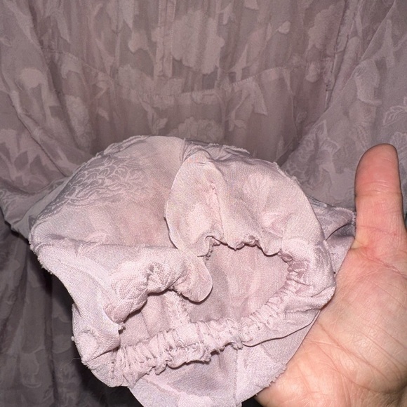 Chiffon Clip Floral Bubble Hem Blouse - Picture 5 of 7